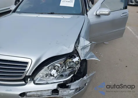 2004 Mercedes-Benz S 430 4Matic z USA, uszkodzony, nr VIN WDBNG83J74A396902